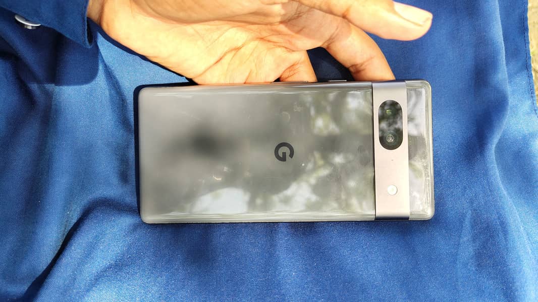 Google Pixel 7a 5