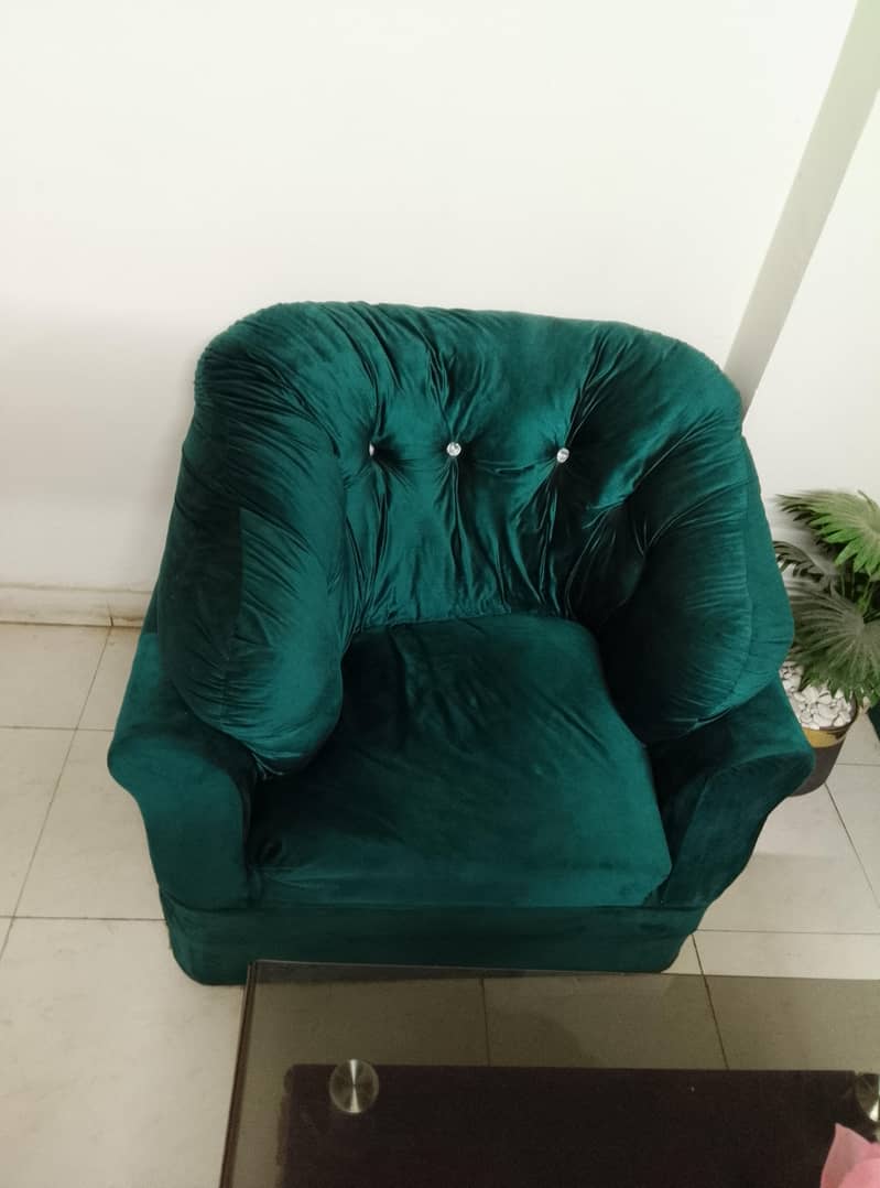 Sofas set with center table 9