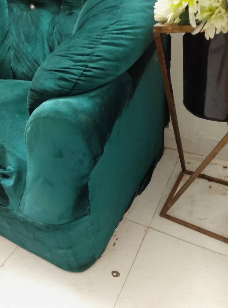 Sofas set with center table 11
