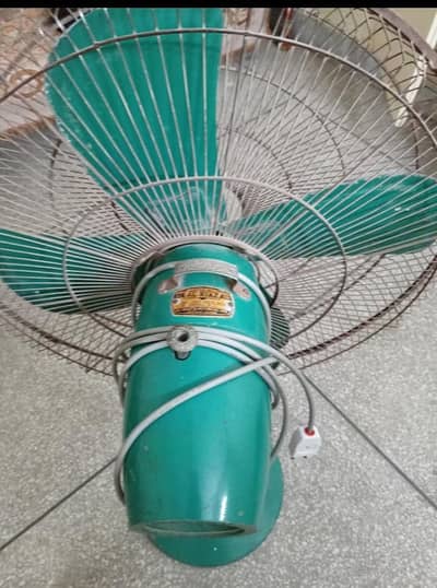 Al Riaz Pedestal Fan in best working condition