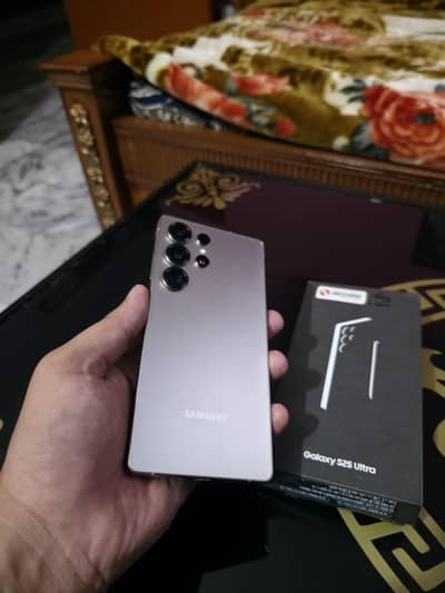 Samsung Mobile S25 Ultra