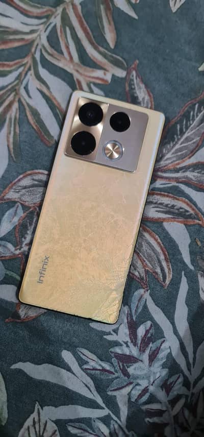 Infinix Note 40 Pro