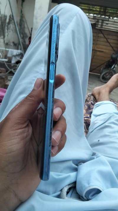 OPPO A16