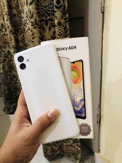 Samsung A04 4/64gb with box