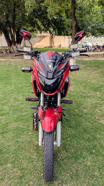 Honda cb 150f in very good condition just buy and drive