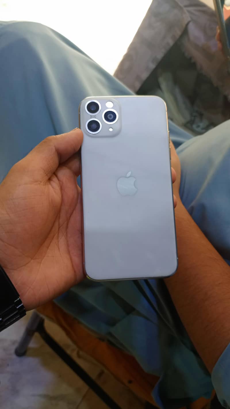 Apple iPhone X 1