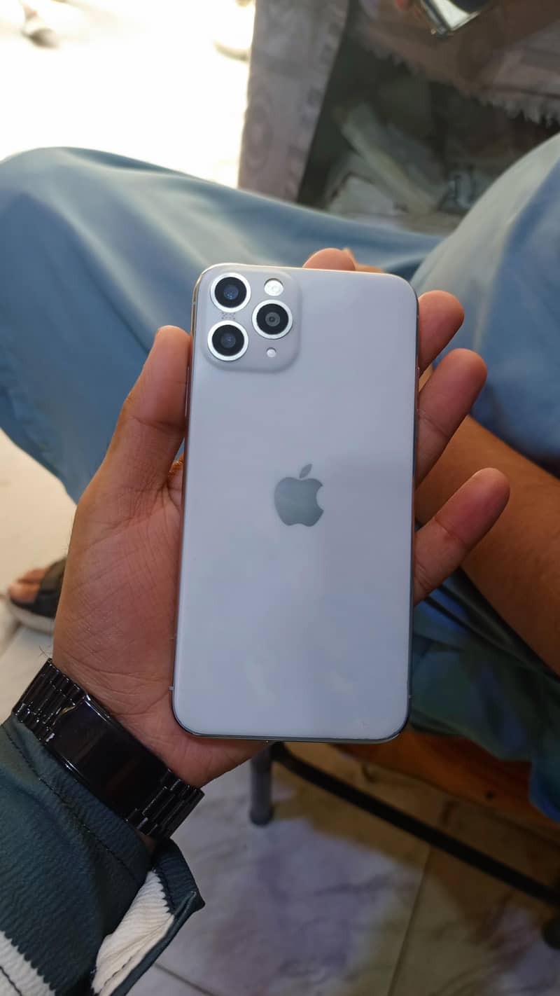 Apple iPhone X 9