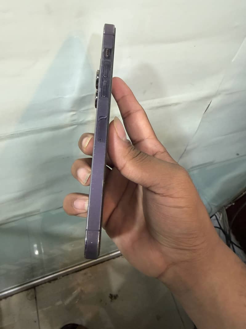 iPhone 14 Pro Max 3