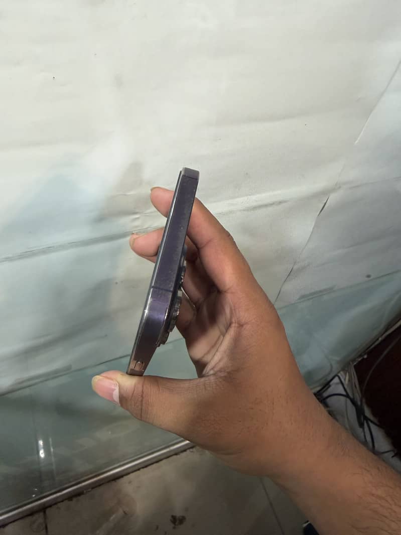 iPhone 14 Pro Max 5
