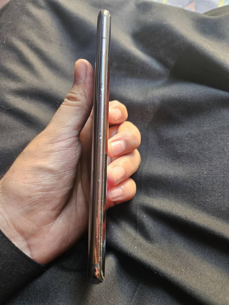 One Plus 7 Pro 3