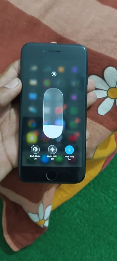 Apple iPhone SE sale nd exchange