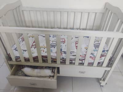 Baby Cot in excellent condition