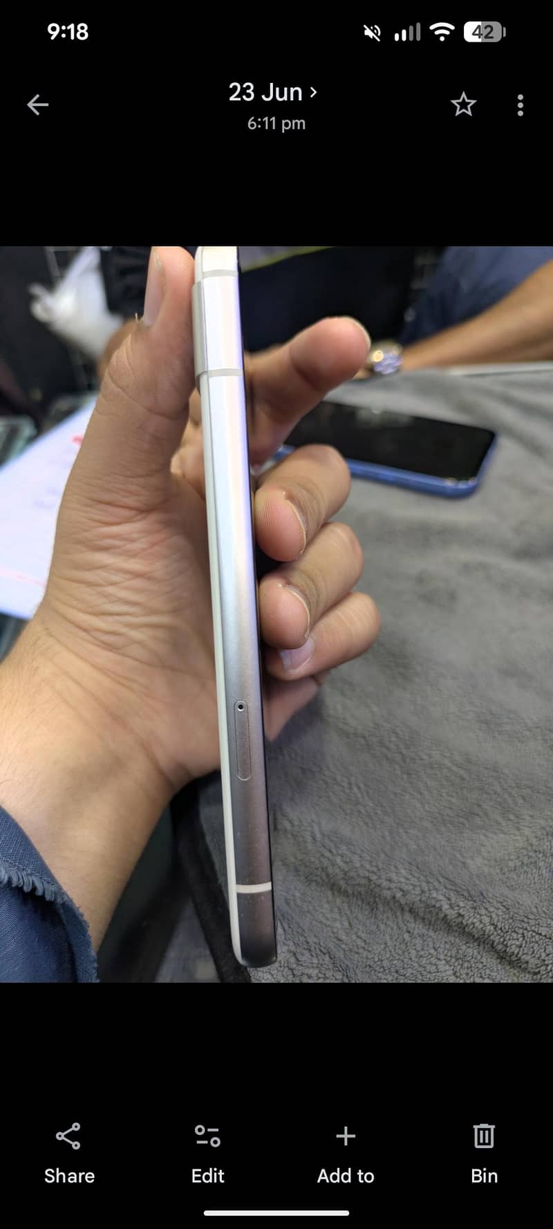 Google Pixel 8a 3