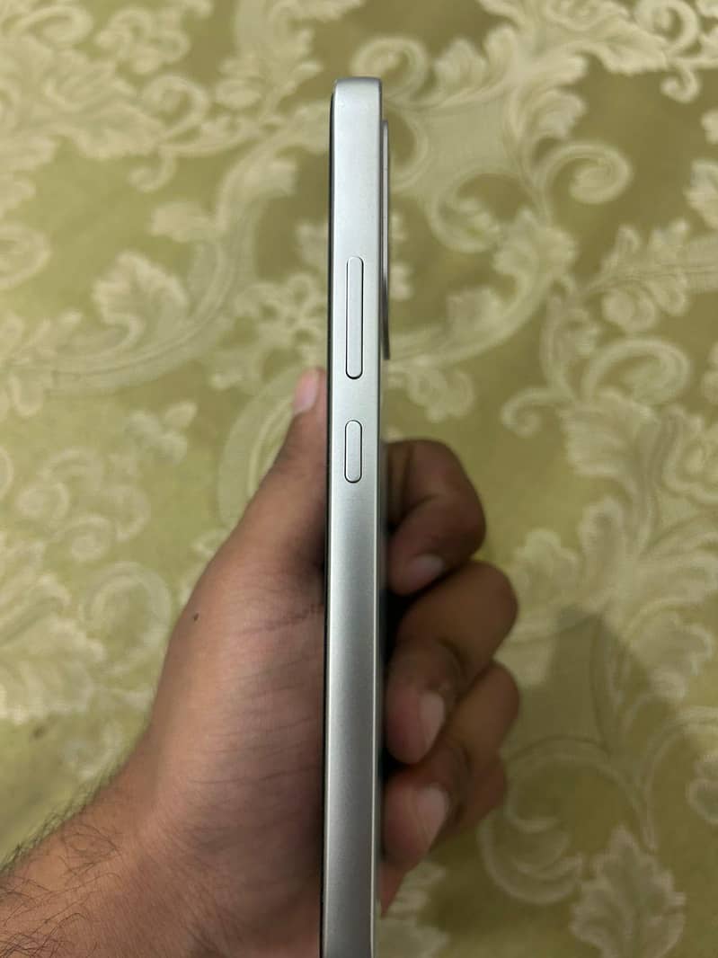 OPPO A6s 4