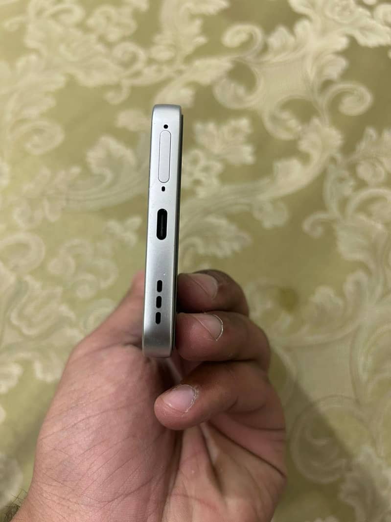 OPPO A6s 5