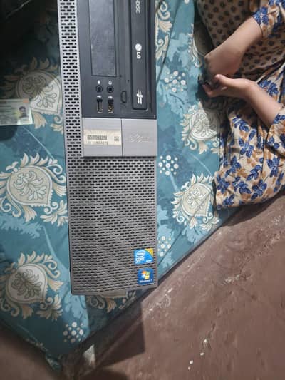 Core i5 first generation ram 4 and hard 500 gb