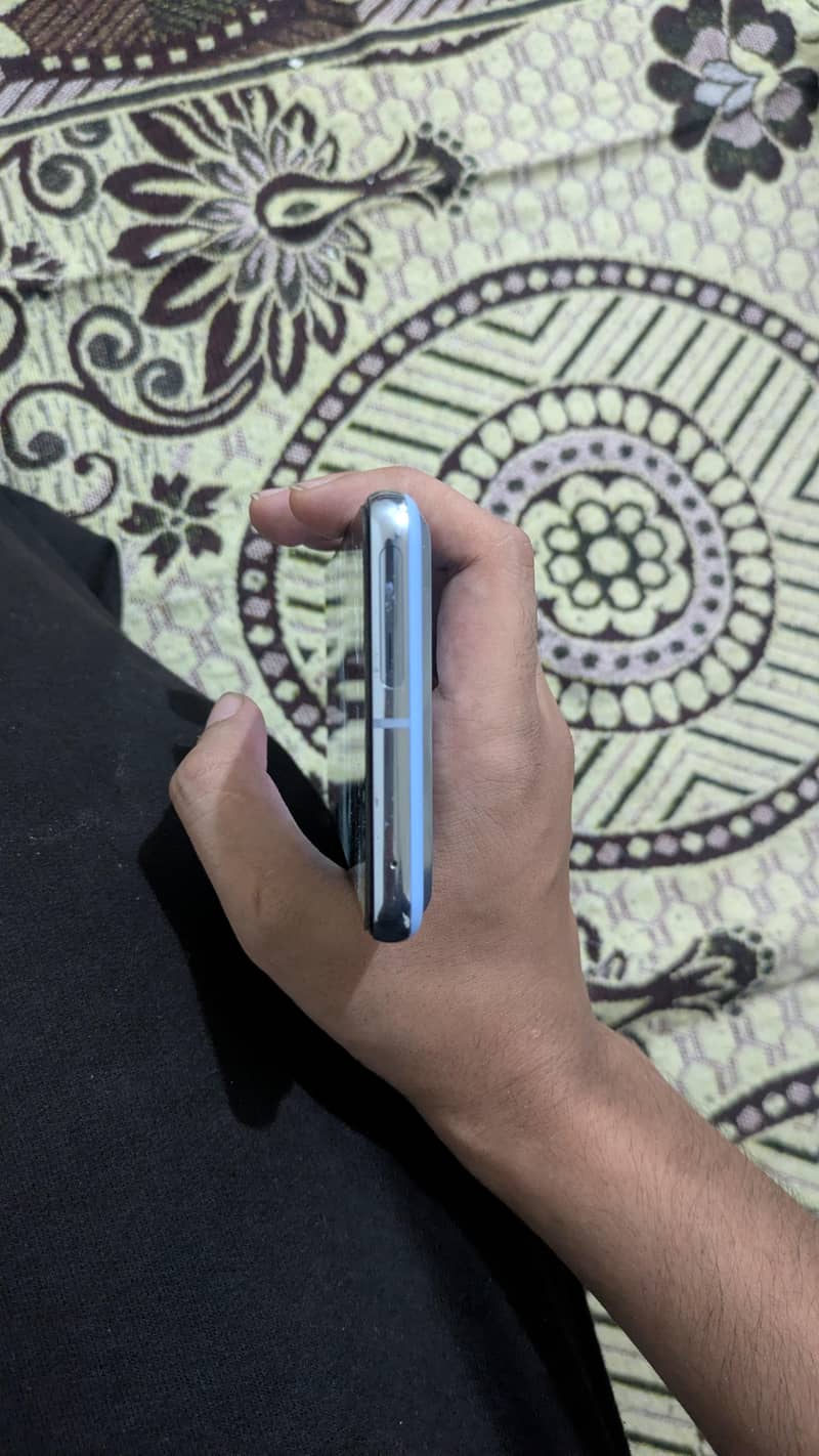 Google Pixel 8 Pro 4