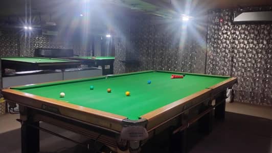 Table Man for Snooker Club