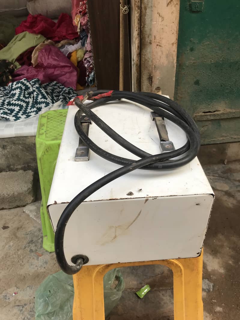 Automatic voltage stabilizer 3