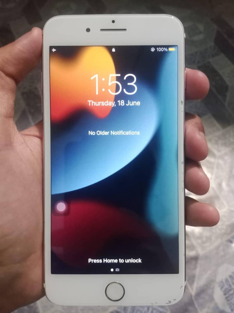 Apple iPhone 7 Plus 3