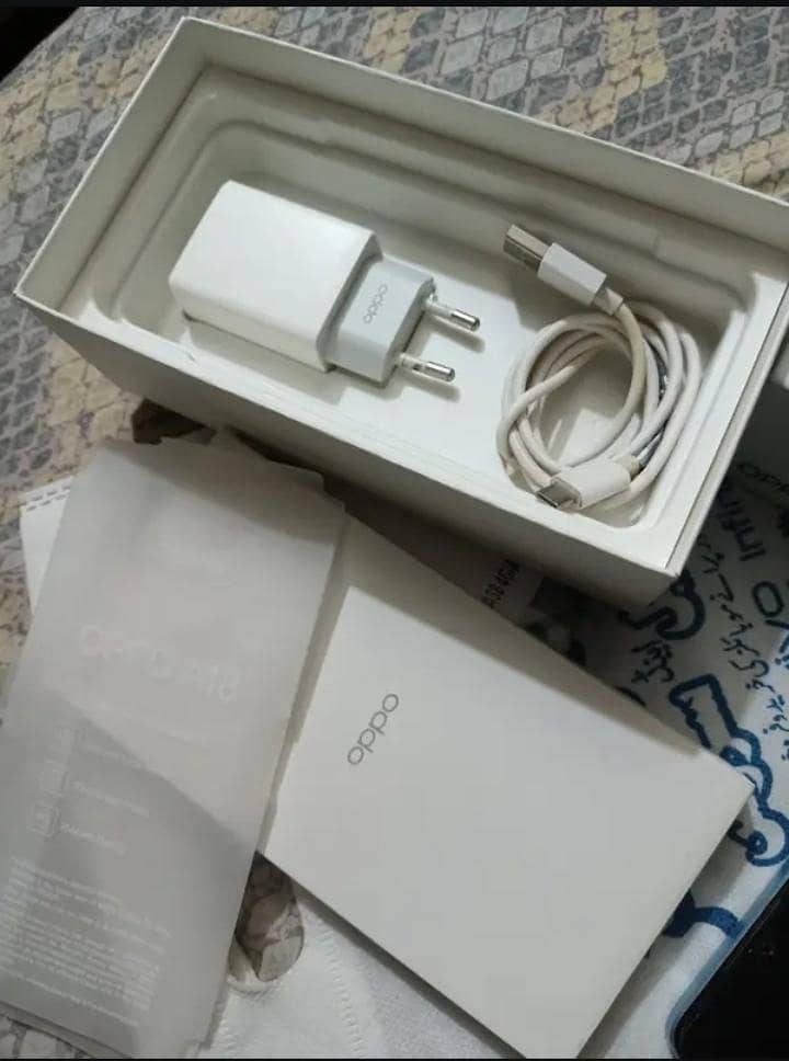 OPPO A18 1