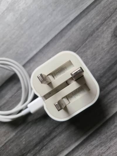 Apple iPhone 11 Pro Max original 20w adapter