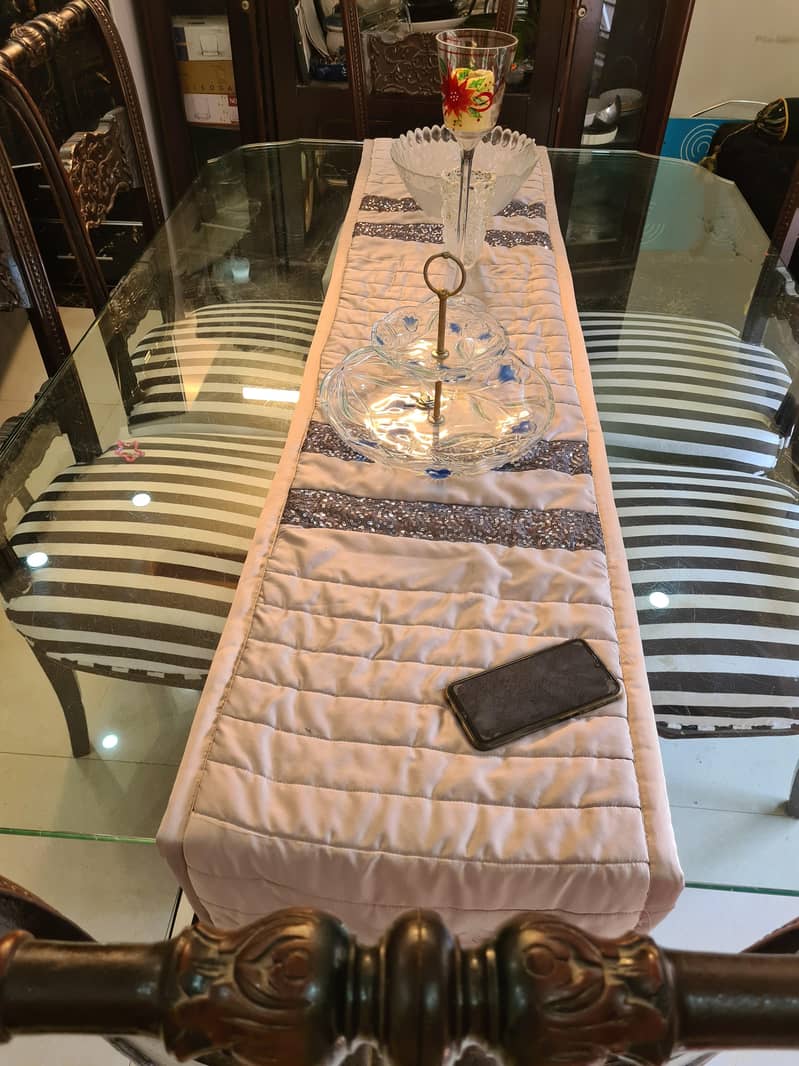 ​"Solid 6-Seater Dining Table - Well Maintained & Clean" 3