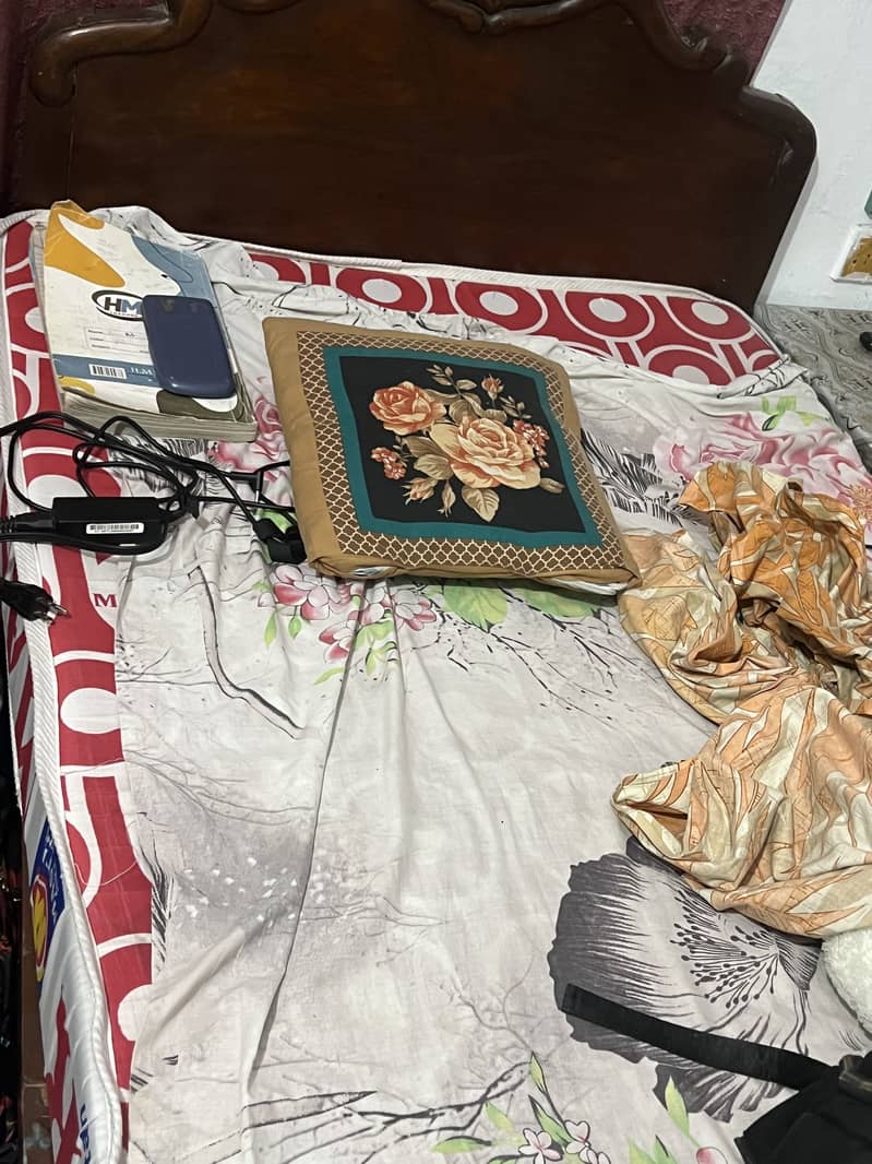 Single bed 2