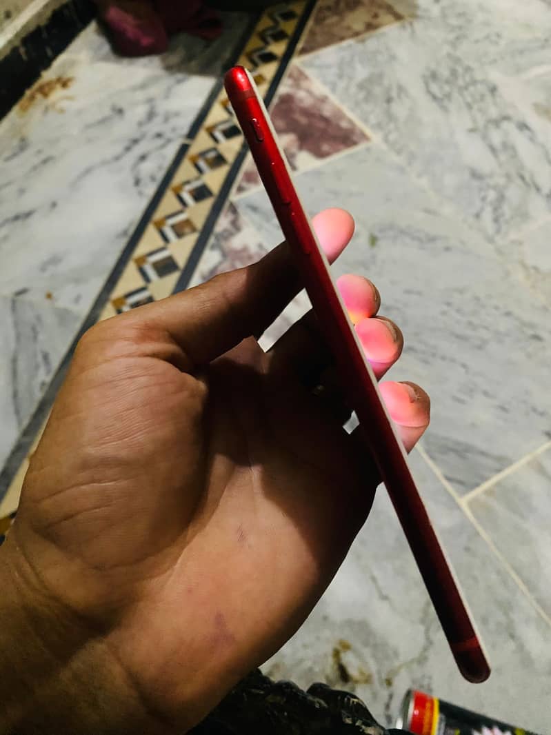 Apple iPhone 7 Plus 3