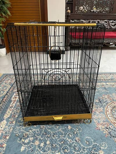 Cage for Raw parrort