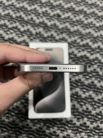 Apple iPhone 15 Pro Max