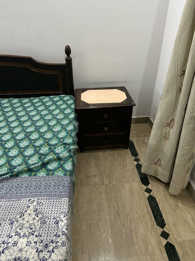 Solid wood bed 3