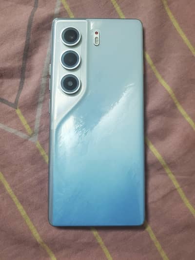 Tecno CAMON 40 Pro