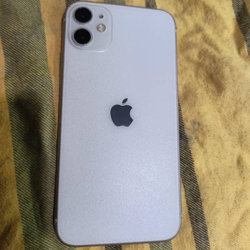 Apple iPhone 11 0