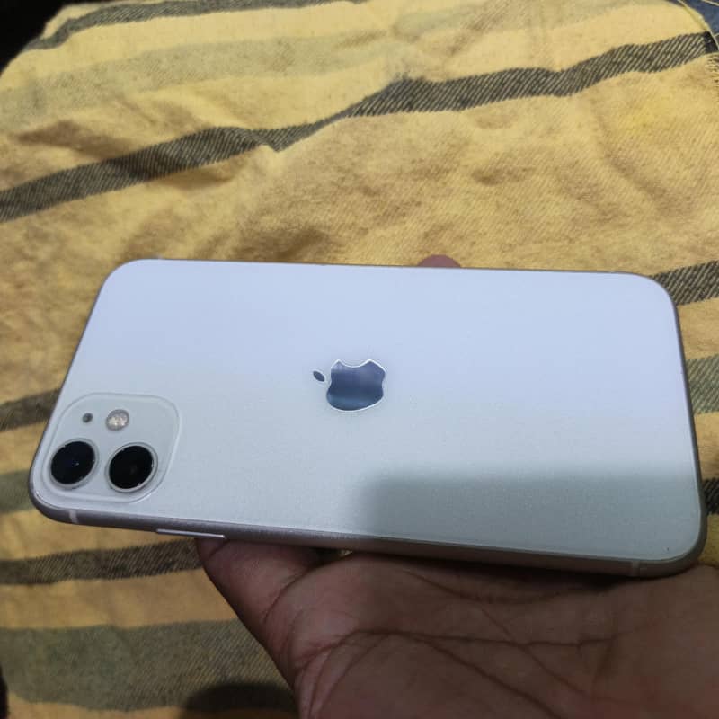 Apple iPhone 11 1