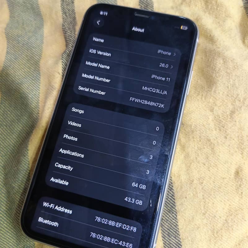 Apple iPhone 11 3