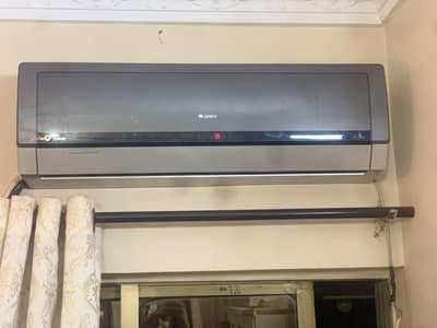 gree 1 ton g ten inverter ac mint condition