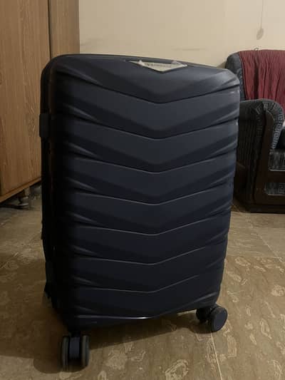 Small handcarry suitcase for trips/umarah