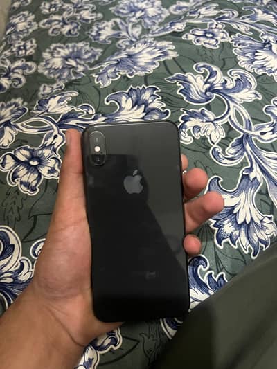 Apple iPhone X 64 gb PTA approved box sath hai