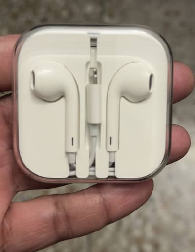 Iphone original wired headphones