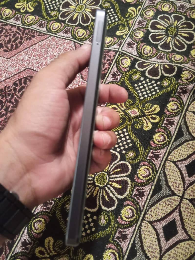 Realme C75 3