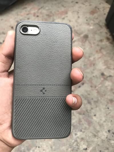 Apple iPhone 7