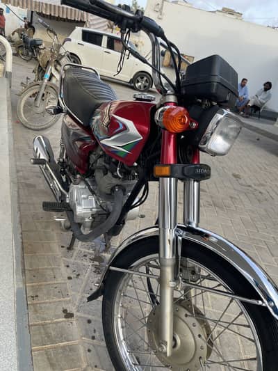 2023 honda 125 like a new bike good condition over all ok