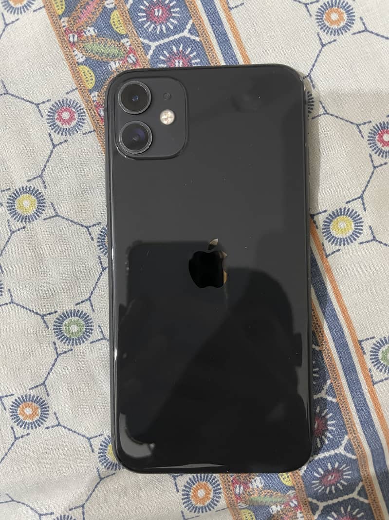 Apple iPhone 11 4