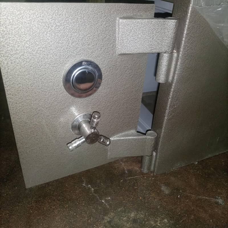 Locker 0
