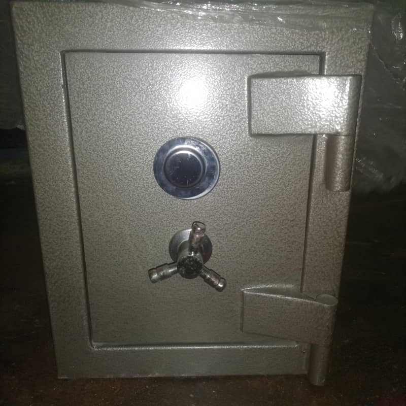 Locker 5