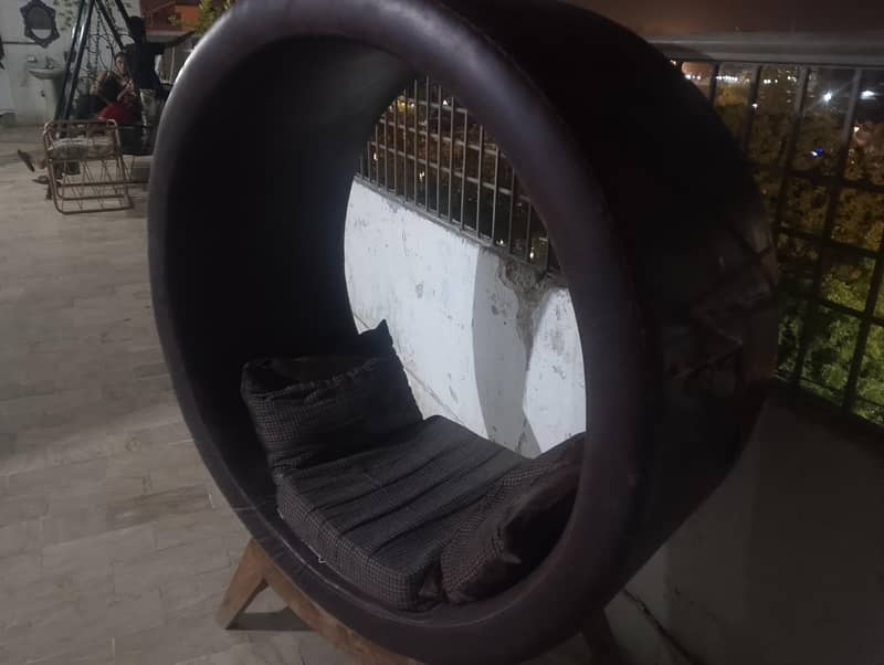 Ring sofa 1