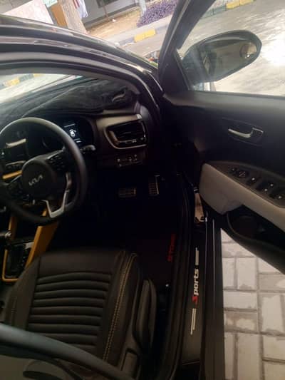 KIA STONIC 2025