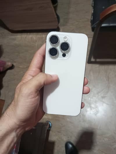 iPhone 15 Pro jv