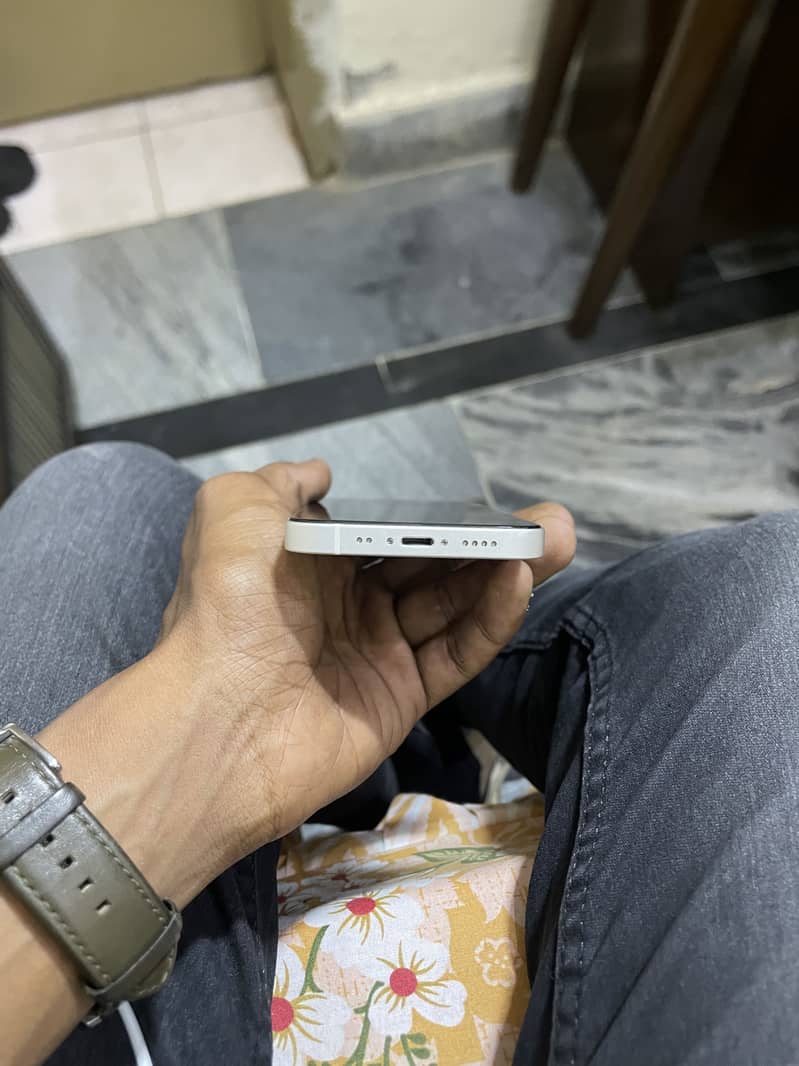 iPhone 12mini 1